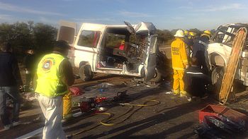 tragedia en santa fe: al menos 10 muertos en choque frontal