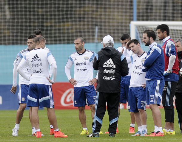 Expectativa por el primer entrenamiento a puertas abiertas de la Selección