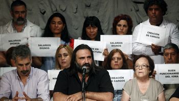 baradel: si la provincia no convoca, seguimos de paro baradel: si la provincia no convoca, seguimos de paro