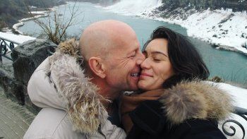 la desgarradora carta de la esposa de bruce willis en la previa a las fiestas: ya no son iguales la desgarradora carta de la esposa de bruce willis en la previa a las fiestas: ya no son iguales