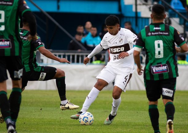 Platense se impuso por penales ante San Martín (SJ) y avanzó a los octavos de final de la Copa Argentina