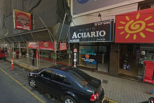 Quilmes: un remisero abusó de una chica de 19 años en su auto