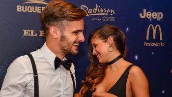 Quién es el futbolista con el que Barbie Vélez se mostró en Uruguay. Quién es el futbolista con el que Barbie Vélez se mostró en Uruguay.