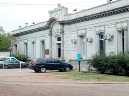 gripe a: renuncian los directores del hospital de carmen de areco gripe a: renuncian los directores del hospital de carmen de areco