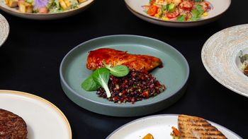 una casona centenaria de recoleta que vuelve a la vida entre platos de autor y un jardin escondido una casona centenaria de recoleta que vuelve a la vida entre platos de autor y un jardin escondido