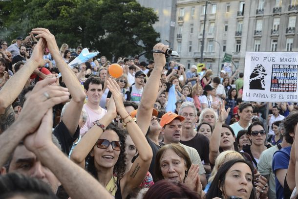 Autoconvocados al Obelisco en apoyo a scioli