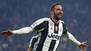 El festejo de Gonzalo Higuaín El festejo de Gonzalo Higuaín