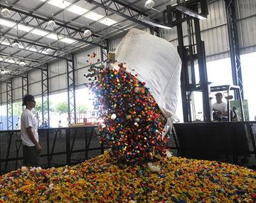 Recolección de tapitas solidarias para el Garrahán triplicó el récord