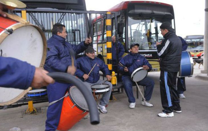 Sigue sin funcionar la línea 60 de colectivos