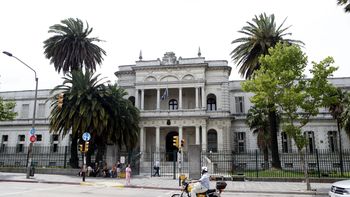 la llegada de los presos de guantanamo a uruguay fue calificada como exitosa la llegada de los presos de guantanamo a uruguay fue calificada como exitosa