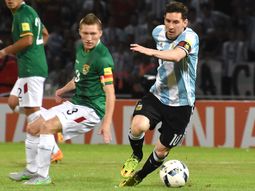 argentina jugo bien y vencio a bolivia con goles de messi y mercado argentina jugo bien y vencio a bolivia con goles de messi y mercado
