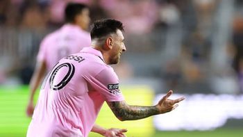 spiderman, el nuevo festejo de lionel messi spiderman, el nuevo festejo de lionel messi