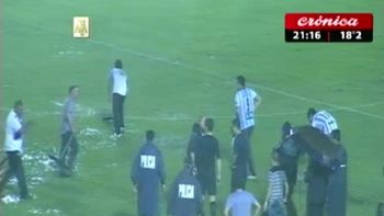 El partido entre Atlético Tucumán y Unión quedó suspendido por lluvia El partido entre Atlético Tucumán y Unión quedó suspendido por lluvia