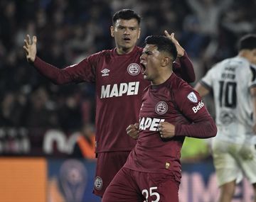 Lanús lo empató sobre la hora y eliminó por penales a Central Córdoba