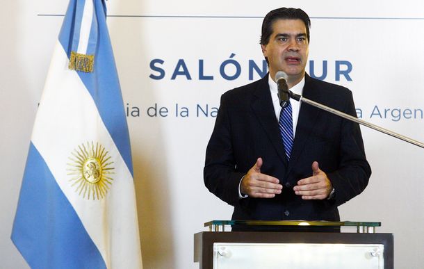 Oficialistas y opositores deben respaldar la posición del gobierno ante los fondos buitre