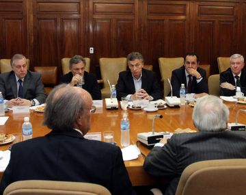 Empresarios cruzaron a la CGT y niegan que haya despidos masivos