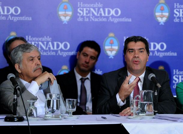 Capitanich aseguró que la ley de telecomunicaciones no favorece a nadie