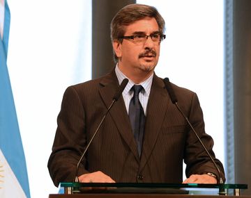 Scoccimarro informa sobre el primer día de actividad de la Presidente