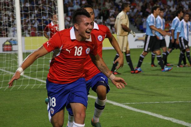 Chile sorprendió a Argentina en el debut en Mendoza