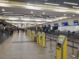 A pesar del pedido de Alberto, los pilotos ratificaron el paro