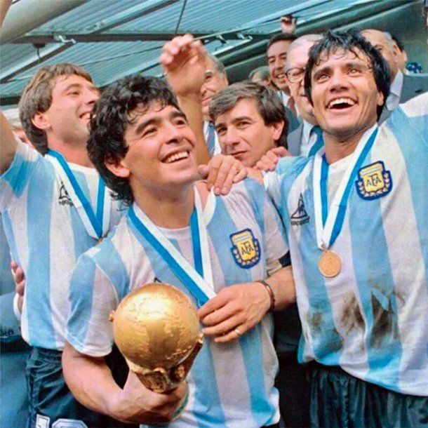 Diego Maradona y el Negro Enrique