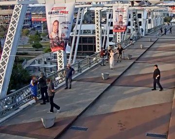 Bon Jovi evitó que una mujer salte de un puente