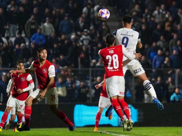 Fútbol libre por celular: cómo ver en vivo Gimnasia de La Plata vs Independiente
