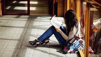 la crisis espanola lleva a estudiantes a prostituirse la crisis espanola lleva a estudiantes a prostituirse