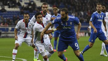 Lyon enfrenta a la Juventus en Francia por la Champions League Lyon enfrenta a la Juventus en Francia por la Champions League