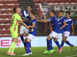 velez elimino en los penales a huracan y paso a cuartos de la copa velez elimino en los penales a huracan y paso a cuartos de la copa