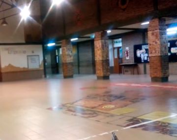 Extraños ruidos que atemorizan a una escuela