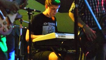 era un chico de una gran calidad humana y artistica era un chico de una gran calidad humana y artistica