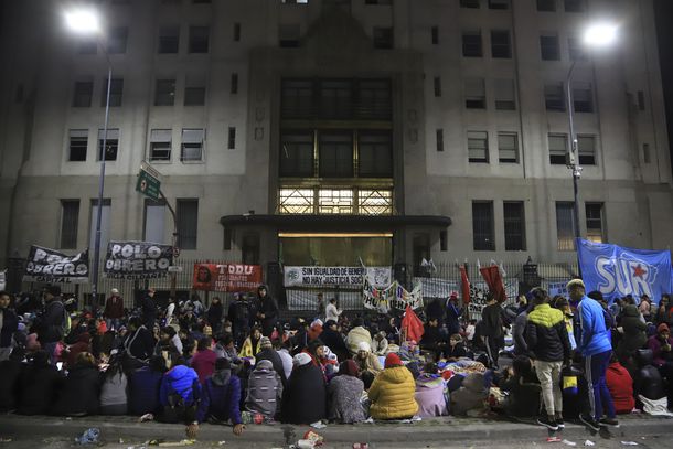 Otra vez tensión frente a Desarrollo Social: reclaman la reincorporación de los planes sociales dados de baja