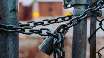 tras sortear todas las crisis del ultimo siglo, una empresa cerro luego de 2 anos de gestion libertaria tras sortear todas las crisis del ultimo siglo, una empresa cerro luego de 2 anos de gestion libertaria