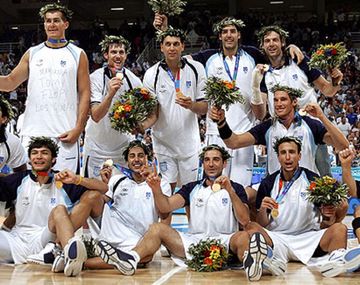 La Generación Dorada festeja el histórico oro conseguido en Atenas 2004