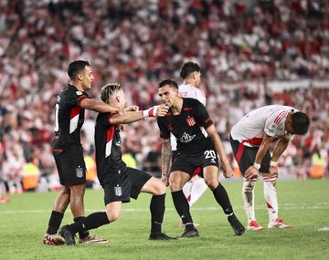 Torneo Apertura: Estudiantes sorprendió a River y es el nuevo líder de la Zona A