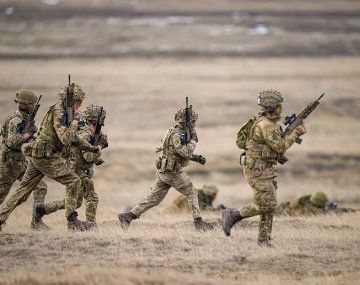 Países de la OTAN buscan subir fuerte su gasto en Defensa: a cuánto lo ascenderían