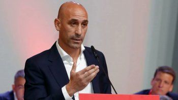 la nueva medida de la fifa contra luis rubiales tras el escandalo con jenni hermoso la nueva medida de la fifa contra luis rubiales tras el escandalo con jenni hermoso