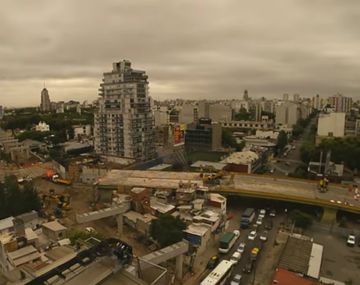 Abrieron el tránsito: así se ve la Avenida Córdoba sin el puente de Juan B. Justo