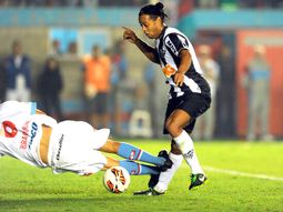 Fuente: (www.pasiónlibertadores.com / Mauro Alfieri) Fuente: (www.pasiónlibertadores.com / Mauro Alfieri)