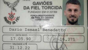 Las terribles cargadas de la cuenta oficial de Corinthians a Boca y Benedetto