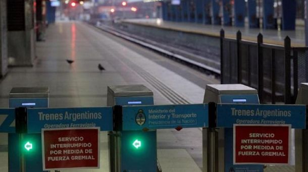 Se levantó el paro de trenes, pero siguen las demoras