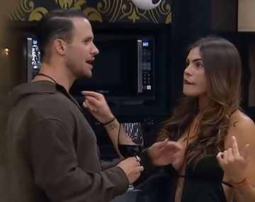 Arde Gran Hermano: Fabio Agostini besó a Luana Fernández frente a Franco Zunino 