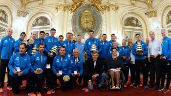 Macri recibió en la Casa Rosada a todo el equipo argentino de la Copa Davis Macri recibió en la Casa Rosada a todo el equipo argentino de la Copa Davis