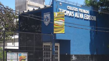 Víctimas y victimarios son alumnos del Colegio Thomas Alva Edison.