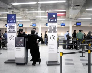 Continúan las demoras por vuelos cancelados de LAN