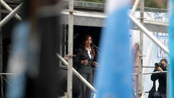 cristina kirchner: me pueden meter presa, pero no van a evitar que diga lo que pienso cristina kirchner: me pueden meter presa, pero no van a evitar que diga lo que pienso