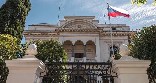 Desde la embajada rusa cuestionaron las acusaciones de Estados Unidos sobre la intervención en elecciones.