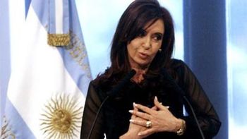 ¿cristina fernandez abandona el luto? ¿cristina fernandez abandona el luto?