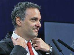 Manuel Adorni. Manuel Adorni.